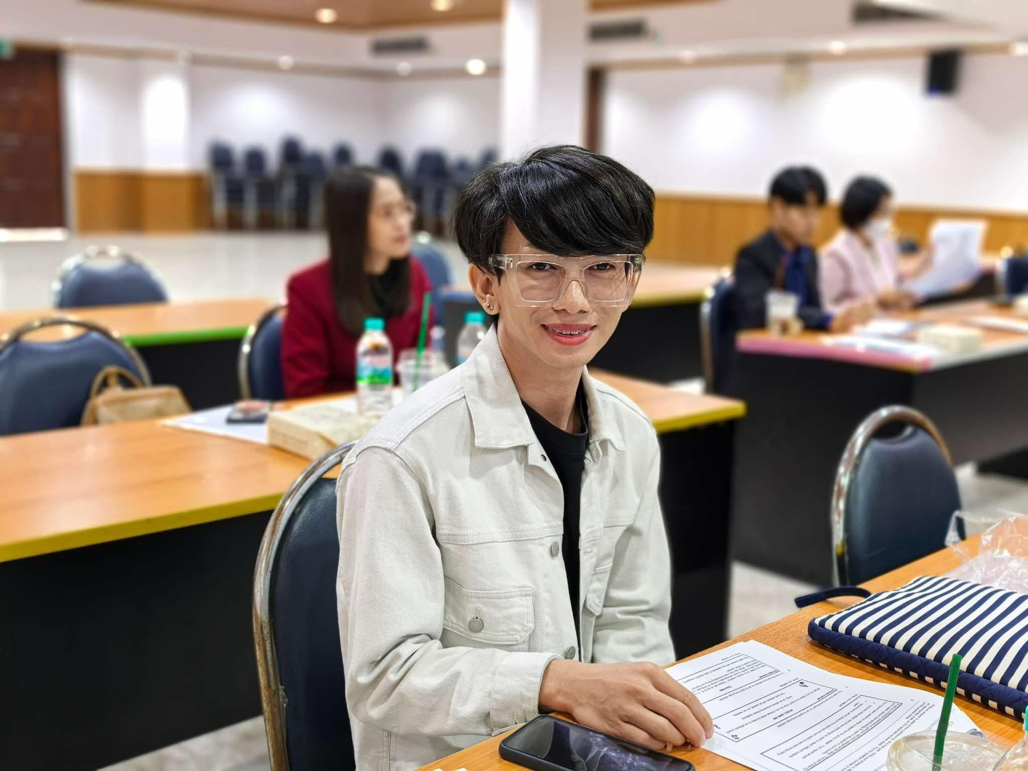 2. โครงการพัฒนาศักยภาพทักษะภาษาอังกฤษตามกรอบ CEFR เพื่อความก้าวหน้าทางวิชาชีพ (CEFR Booster for Career Advancement)