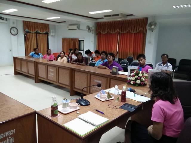 3. ประชุมผู้มีส่วนได้ส่วนเสียเพื่อเข้ามามีส่วนร่วมในการแสดงความคิดเห็นฯ วันที่ 8 ตุลาคม 2558 ณ ห้องประชุมองค์การบริหารส่วนตำบลหนองหลวง ชั้น 2 องค์การบริหารส่วนตำบลหนองหลวง อำเภอลานกระบือ จังหวัดกำแพงเพชร