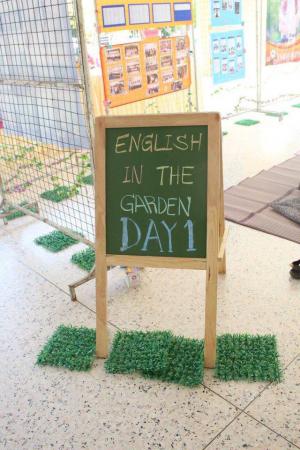 28. กิจกรรม ENGLISH IN THE GARDEN : HAVE A SEAT AND SPEAK ENGLISH