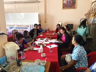 2. การพัฒนายกระดับสินค้า OTOP ของกลุ่มวิสาหกิจหมูไทยศรีโยธิน วันที่ 8 พฤศจิกายน 2561 ณ กลุ่มวิสาหกิจหมูไทยศรีโยธิน หมู่ที่ 7 ต.หนองปลิง อ.เมือง จ.กำแพงเพชร