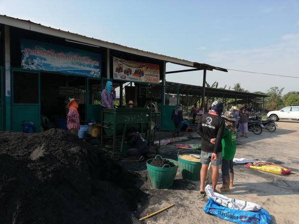 4. อบรมเชิงปฏิบัติการการทำปุ๋ยคอกเพื่อขยายผลให้กลุ่มสมาชิก วันที่ 21 มกราคม 2562 ณ ศาลาเอนกประสงค์ชุมชนบ้านใหม่ศรีอุบล หมู่ที่ 8 ตำบลนิคมทุ่งโพธิ์ทะเล อำเภอเมืองกำแพงเพชร จังหวัดกำแพงเพชร