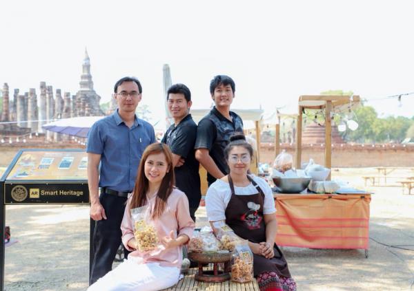 4. ลงพืันที่เก็บข้อมูลในโครงการส่งเสริมการตลาดออนไลน์ KPRU OTOP วันที่ 15 กุมภาพันธ์ 2563 ณ ต.วังจันทร์ อ.สามเงา จ.ตาก