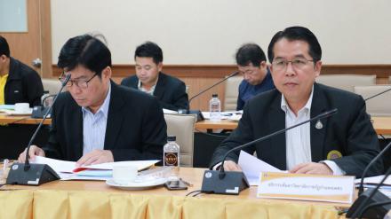 4. ประชุมการดำเนินงานในโครงการขับเคลื่อนยุทธศาสตร์มหาวิทยาลัยราชภัฏเพื่อการพัฒนาท้องถิ่นในความร่วมมือระหว่างจังหวัดกำแพงเพชร กับ มรภ.กำแพงเพชร วันที่ 19 กุมภาพันธ์ 2563 ณ ห้องประชุมรวงผึ้ง ชั้น 8 อาคารเรียนรวมและอำนวยการ (อาคาร 14)