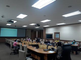3. ประชุมผู้รับผิดชอบโครงการแก้ไขปัญหาความยากจนของประชาชนในชนบทเพื่อวางแผนการดำเนินงานในช่วงการแพร่ระบาดของโรคติดเชื้อไวรัสโคโรนา 2019 (COVID 19) วันที่ 8 เมษายน 2563 ณ ห้องประชุมรวงผึ้ง อาคารเรียนรวมและอำนวยการ อาคาร 14 ชั้น 8