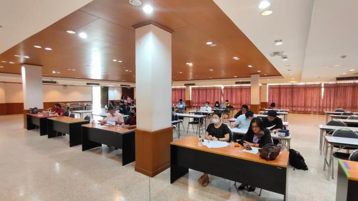 4. ประชุมติดตามความก้าวหน้าการดำเนินงานโครงการจ้างงานประชาชนที่ได้รับผลกระทบจากสถานการณ์การระบาดของโรคติดเชื้อไวรัสโคโรน่า 2019 วันที่ 2 กรกฎาคม 2563 ณ ห้องประชุมลีลาวดี ชั้น 2 หอประชุมทีปังกรรัศมีโชติ มหาวิทยาลัยราชภัฏกำแพงเพชร