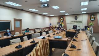 13. ประชุมผู้รับผิดชอบโครงการพัฒนาผลิตภัณฑ์ชุมชนท้องถิ่น (ยกระดับสินค้าชุมชน OTOP) วันที่ 22 กรกฎาคม 2563 ณ ห้องประชุมรวงผึ้ง อาคารเรียนรวมและอำนวยการ