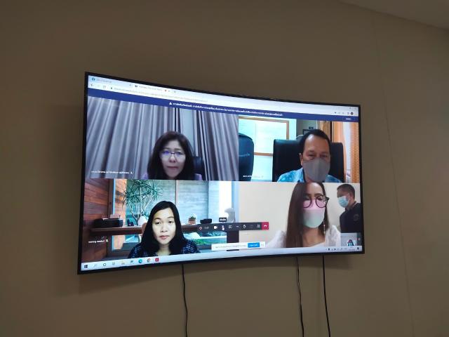 4. ประชุมคณะกรรมการประจำสำนักบริการวิชาการและจัดหารายได้ ครั้งที่ 1/2565 วันที่ 23 มีนาคม 2565 ณ ห้องประชุม ชั้น 1 อาคาร KPRU HOME และแบบออนไลน์