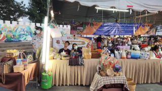 2. งานมหกรรมอาหารพื้นบ้าน เทศกาลกินก๋วยเตี๋ยว เที่ยวเมืองกำแพง ระหว่างวันที่ 8-12 ธันวาคม 2565 ณ บริเวณหน้าลานอนุรักษ์วัฒนธรรมไทย สิริจิตอุทยาน แม่น้ำปิง