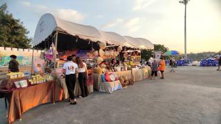 43. งานมหกรรมอาหารพื้นบ้าน เทศกาลกินก๋วยเตี๋ยว เที่ยวเมืองกำแพง ระหว่างวันที่ 8-12 ธันวาคม 2565 ณ บริเวณหน้าลานอนุรักษ์วัฒนธรรมไทย สิริจิตอุทยาน แม่น้ำปิง