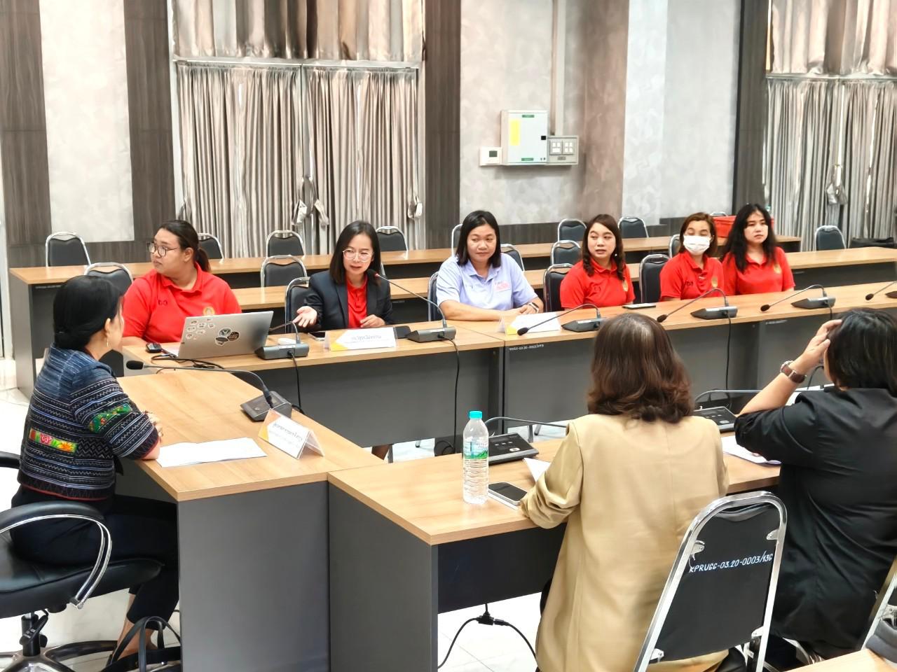 3. ให้การต้อนรับคณะศึกษาดูงานจากมหาวิทยาลัยราชภัฏหมู่บ้านจอมบึง จังหวัดราชบุรี วันที่ 23 กุมภาพันธ์ 2568 ณ ห้องประชุม KPRU HOME ชั้น 1 สำนักบริการวิชาการและจัดหารายได้