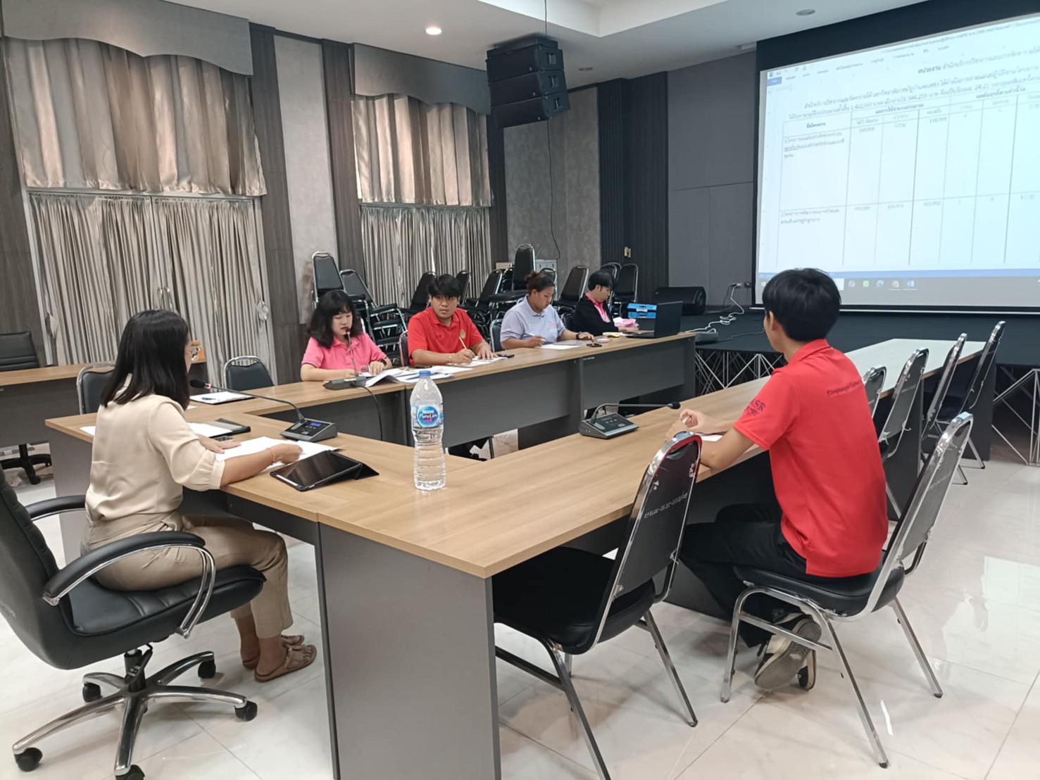 3. ประชุมบุคลากรประจำสำนักบริการวิชาการและจัดหารายได้ ครั้งที่ 3/2568 วันที่ 11 เมษายน 2568 ณ ห้องประชุม KPRU HOME สำนักบริการวิชาการเเละจัดหารายได้