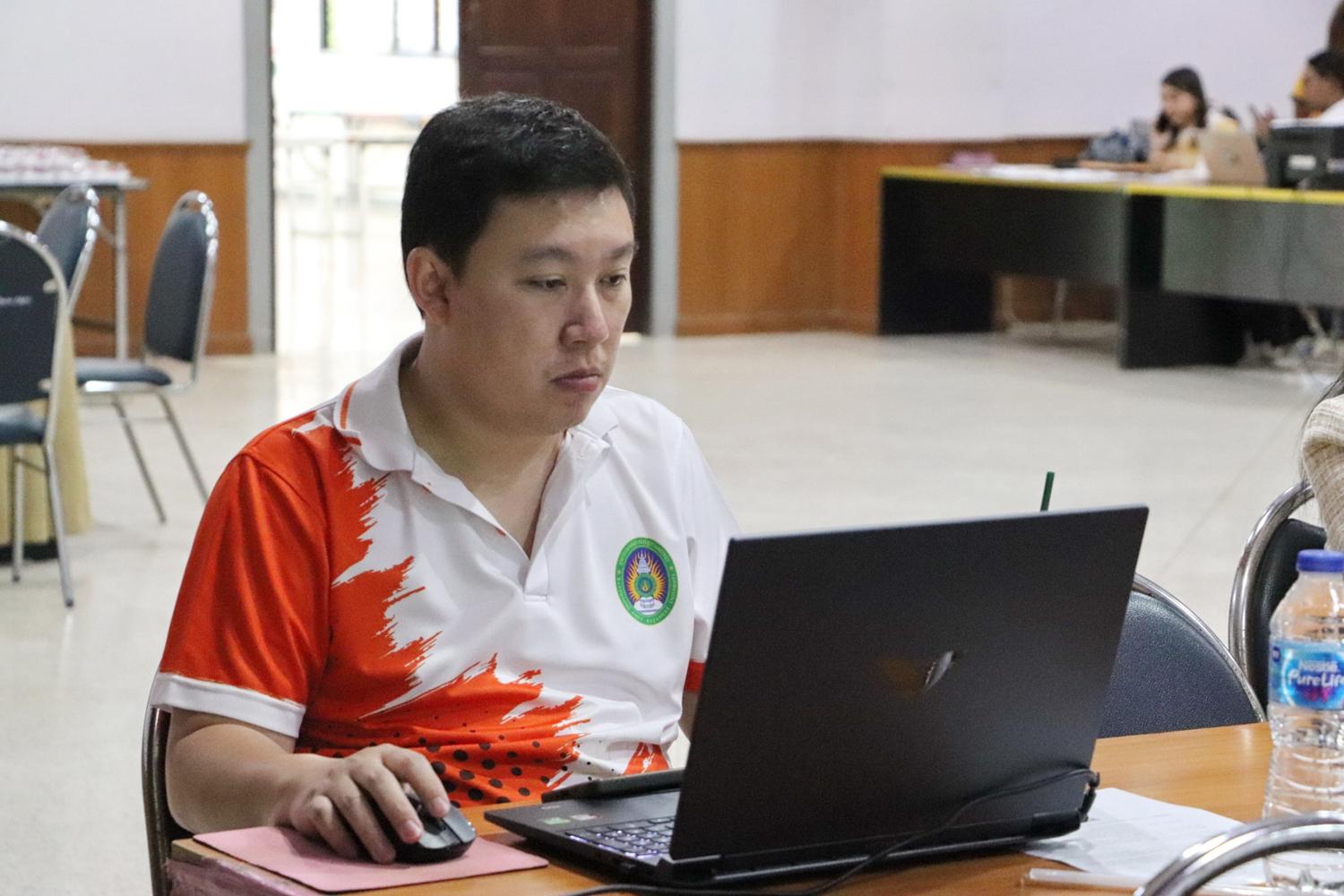 16. โครงการอบรมเชิงปฏิบัติการการวิเคราะห์และประเมินผลตอบแทนทางสังคม SROI ของโครงการตามยุทธศาสตร์การพัฒนาท้องถิ่น