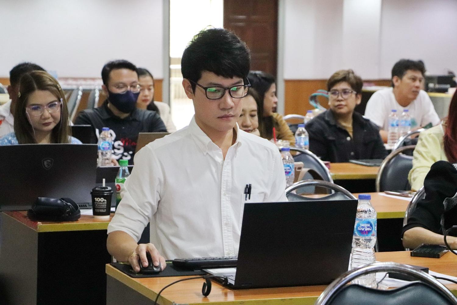 22. โครงการอบรมเชิงปฏิบัติการการวิเคราะห์และประเมินผลตอบแทนทางสังคม SROI ของโครงการตามยุทธศาสตร์การพัฒนาท้องถิ่น