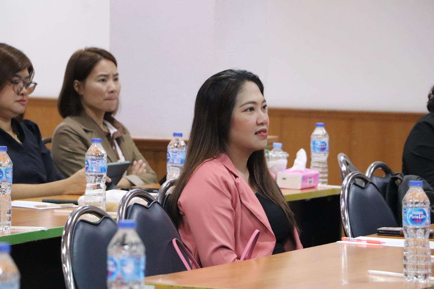 24. โครงการอบรมเชิงปฏิบัติการการวิเคราะห์และประเมินผลตอบแทนทางสังคม SROI ของโครงการตามยุทธศาสตร์การพัฒนาท้องถิ่น