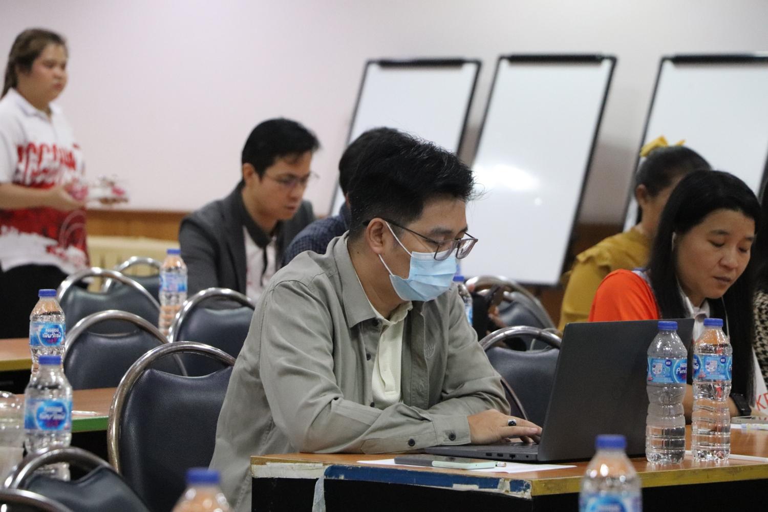 25. โครงการอบรมเชิงปฏิบัติการการวิเคราะห์และประเมินผลตอบแทนทางสังคม SROI ของโครงการตามยุทธศาสตร์การพัฒนาท้องถิ่น