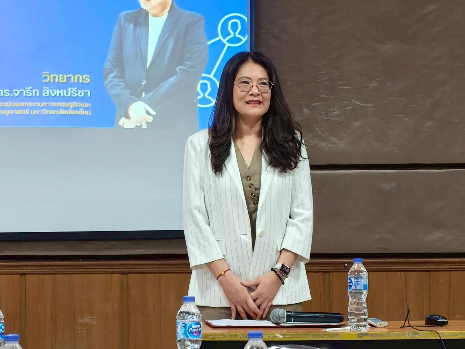 4. โครงการอบรมเชิงปฏิบัติการการวิเคราะห์และประเมินผลตอบแทนทางสังคม SROI ของโครงการตามยุทธศาสตร์การพัฒนาท้องถิ่น ระหว่างวันที่ 28 - 29 เมษายน 2568  ณ ห้องประชุมกาสะลอง ชั้น 2 อาคารทีปังกรรัศมีโชติ มหาวิทยาลัยราชภัฏกำแพงเพชร