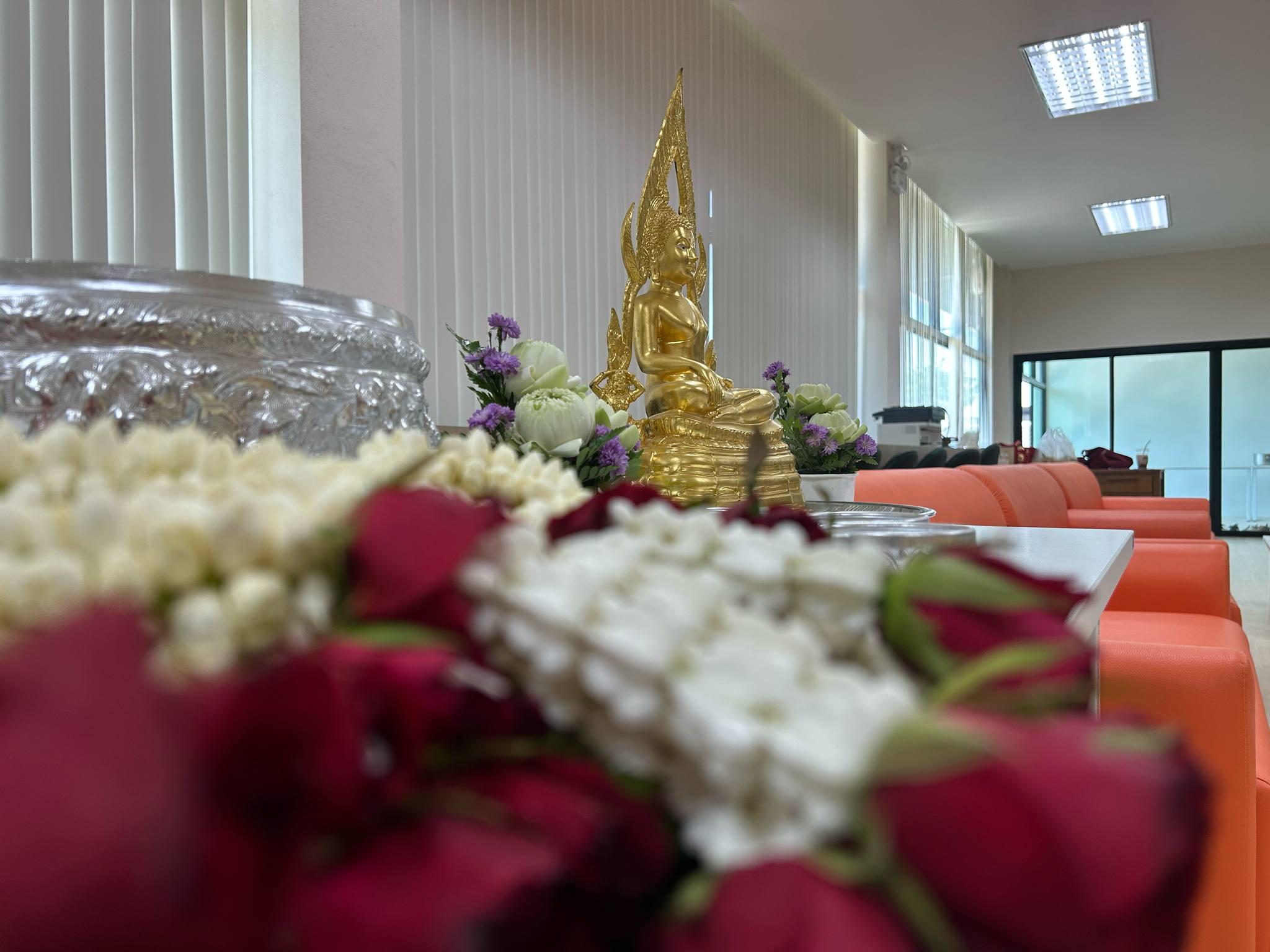 46. กิจกรรมรดน้ำดำหัว ของสำนักบริการวิชาการและจัดหารายได้