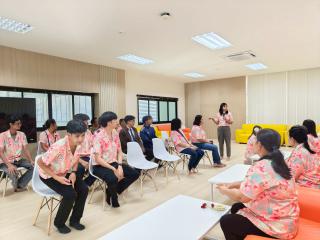 4. กิจกรรมรดน้ำดำหัว ของสำนักบริการวิชาการและจัดหารายได้ วันที่ 6 พฤษภาคม 2568 ณ ตึก LPC มาหาวิทยาลัยราชภัฏกำแพงเพชร