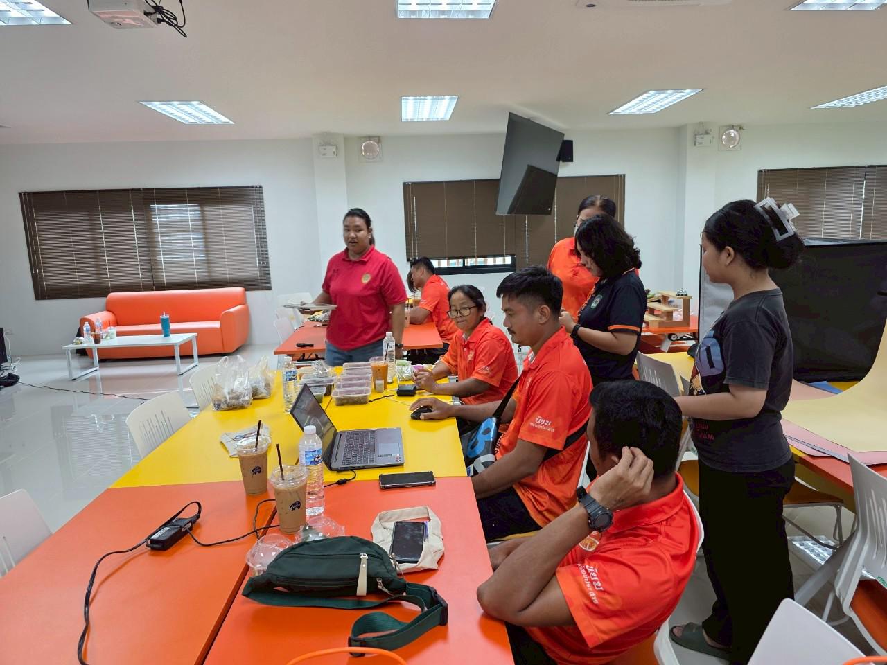 4. โครงการอบรมเพิ่มทักษะการตลาดออนไลน์ ณ ห้องอบรม TR2 อาคารศูนย์การเรียนรู้ตลอดชีวิตและพัฒนามาตรฐานวิชาชีพ (LPC) วันที่ 5 กรกฎาคม 2568