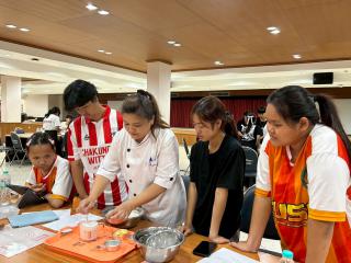 3. โครงการอบรมเชิงปฏิบัติการอาชีพที่ 2 อาชีพทำเบเกอรี่ วันที่ 2-3 สิงหาคม 2568  ณ ห้องประชุมลีลาวดี ชั้น 2