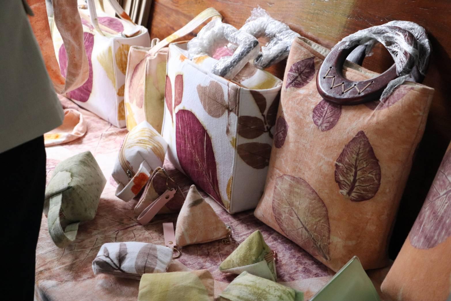 13. เปิดศูนย์เรียนรู้และจำหน่ายกล้วยไข่ GI หนุนเกษตรกรยกระดับคุณภาพผลผลิต ณ วิสาหกิจชุมชนเกษตรกล้วยไข่ ตำบลท่าพุทรา อำเภอคลองขลุง จังหวัดกำแพงเพชร วันที่ 15 สิงหาคม 2568