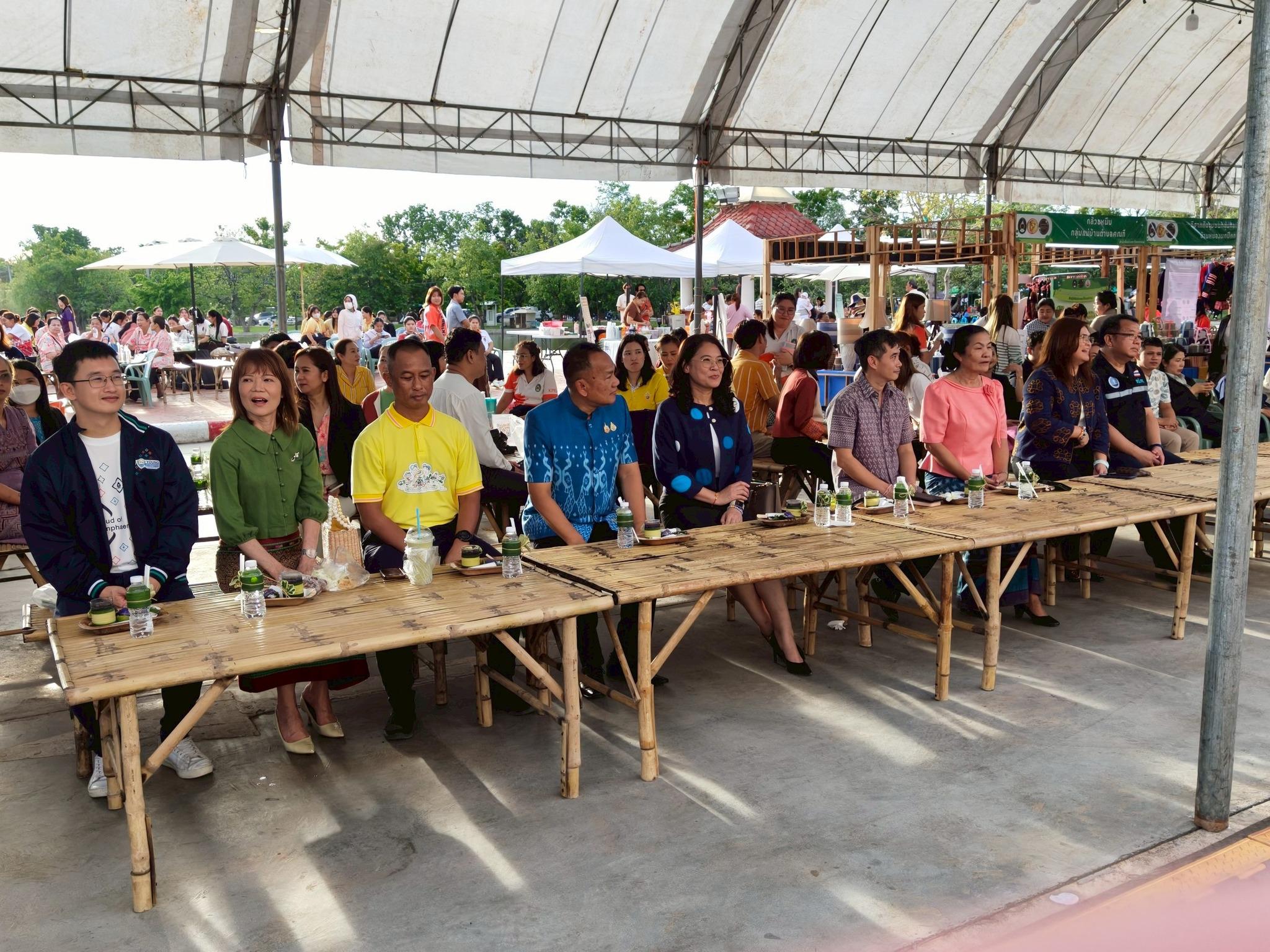 14. งานนิทรรศการแสดงสินค้าผลิตภัณฑ์ชุมชนสู่ตลาดสีเขียว KPRU OTOP GREEN PING FAIRS 2025 ณ  บริเวณหอประชุมทีปังกรรัศมีโชติวันที่ 25 สิงหาคม 2568