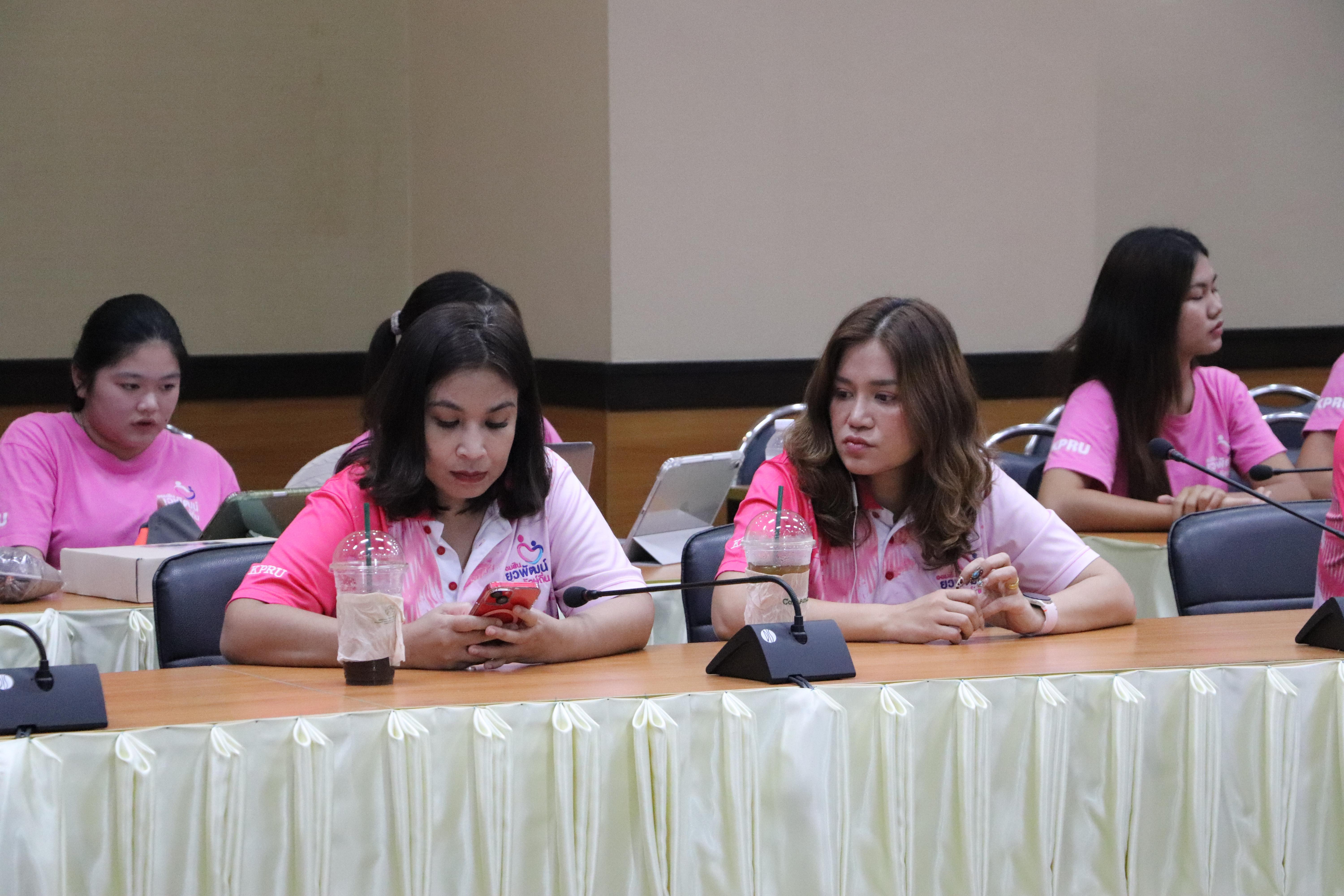 6. การนำเสนอผลสัมฤทธิ์ พร้อมทั้งเยี่ยมชมนิทรรศการ ณ บริเวณลานอเนกประสงค์ ชั้น 1 อาคารเรียนรวมและอำนวยการ (อาคาร 14) วันที่ 9 กันยายน 2568