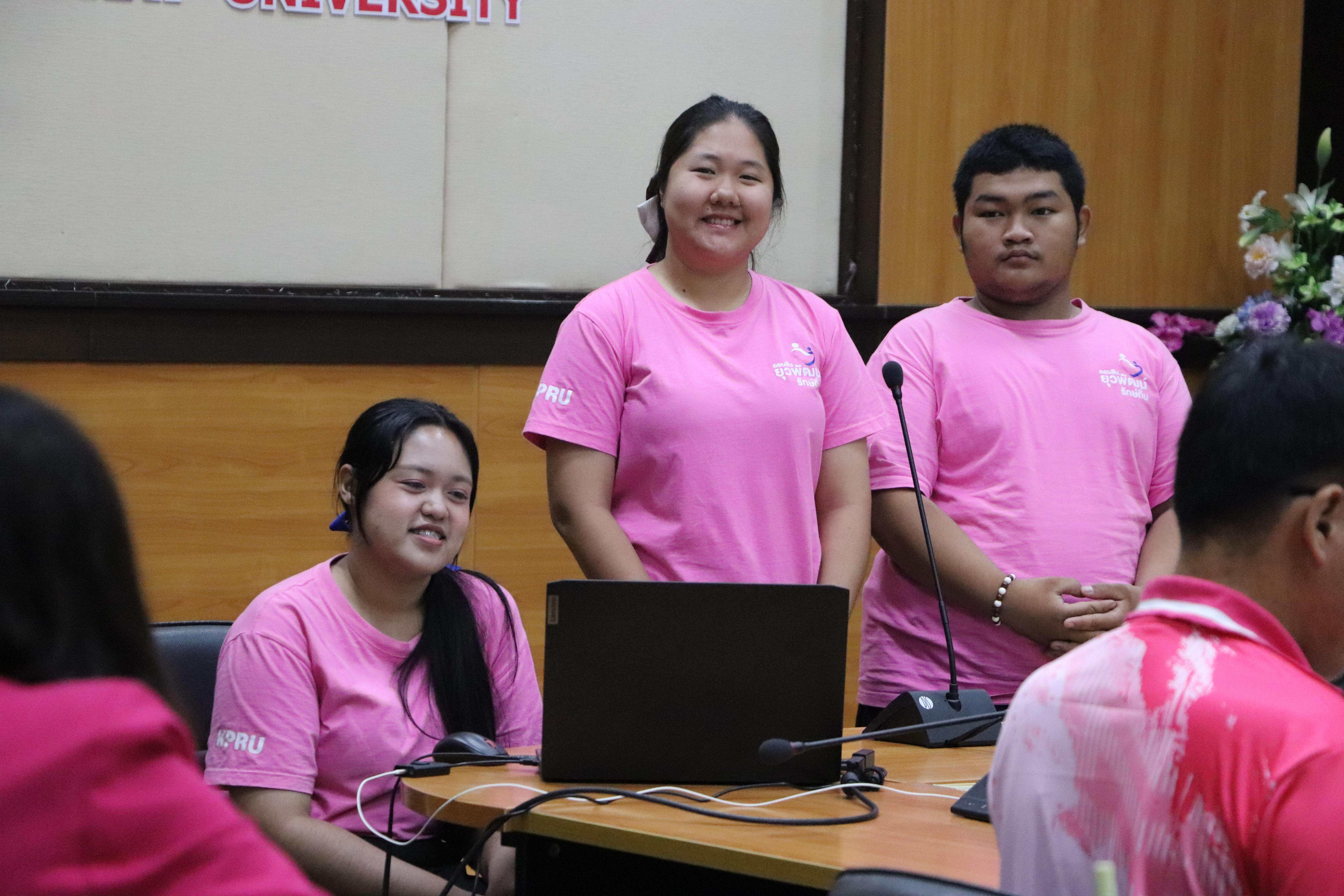 8. การนำเสนอผลสัมฤทธิ์ พร้อมทั้งเยี่ยมชมนิทรรศการ ณ บริเวณลานอเนกประสงค์ ชั้น 1 อาคารเรียนรวมและอำนวยการ (อาคาร 14) วันที่ 9 กันยายน 2568