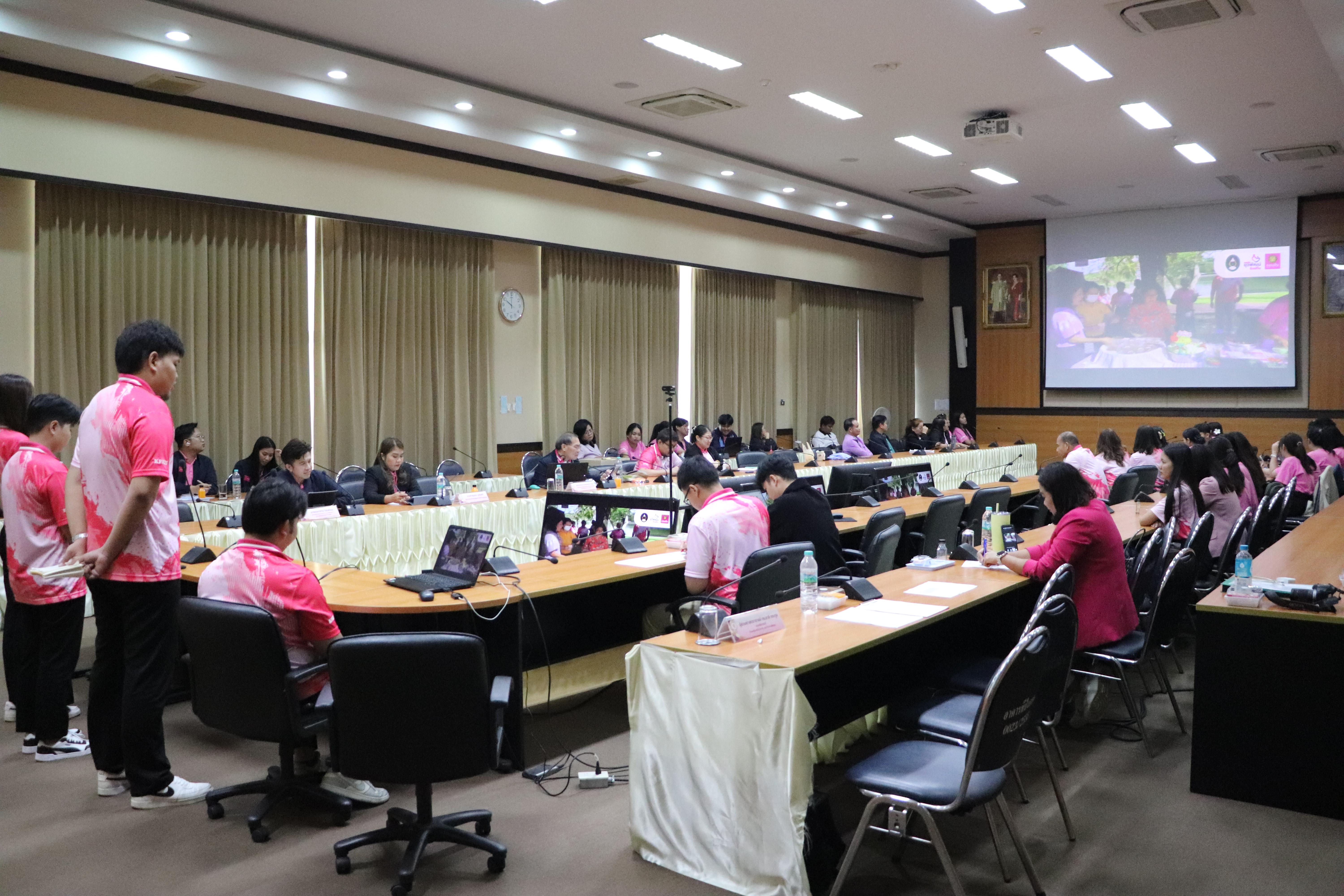 15. การนำเสนอผลสัมฤทธิ์ พร้อมทั้งเยี่ยมชมนิทรรศการ ณ บริเวณลานอเนกประสงค์ ชั้น 1 อาคารเรียนรวมและอำนวยการ (อาคาร 14) วันที่ 9 กันยายน 2568