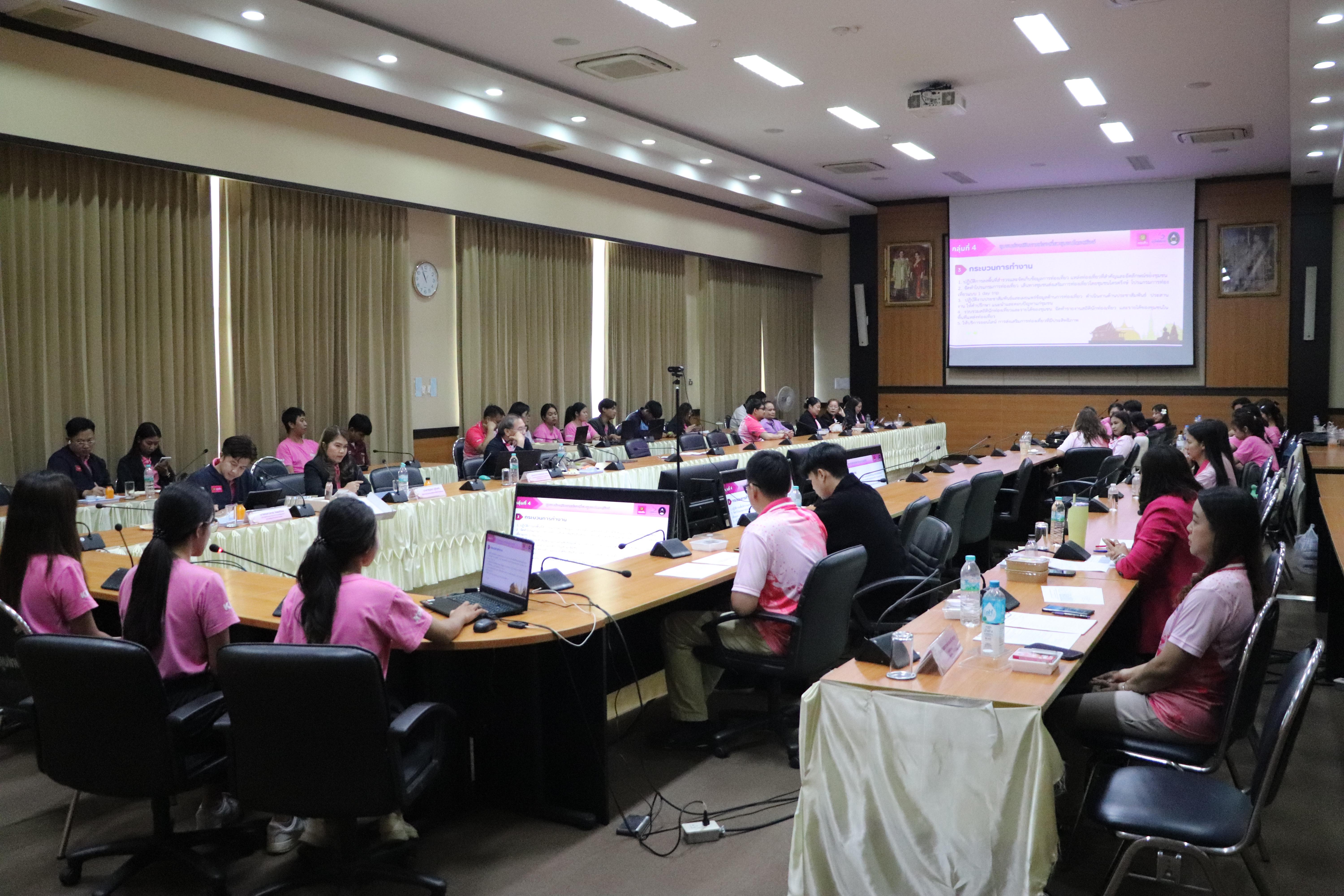 30. การนำเสนอผลสัมฤทธิ์ พร้อมทั้งเยี่ยมชมนิทรรศการ ณ บริเวณลานอเนกประสงค์ ชั้น 1 อาคารเรียนรวมและอำนวยการ (อาคาร 14) วันที่ 9 กันยายน 2568