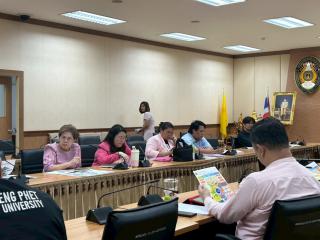 7. การประชุมคณะ ผู้บริหารสำนัก สถาบัน และกองงาน เพื่อหารือแนวทางการขับเคลื่อน “THAPUTSA MODEL” ชั้น 8 อาคารเรียนรวมและอำนวยการ (อาคาร 14) เมื่อวันที่ 30 กันยายน 2568