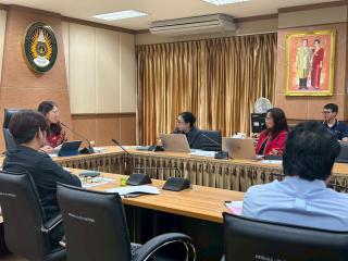 8. การประชุมคณะ ผู้บริหารสำนัก สถาบัน และกองงาน เพื่อหารือแนวทางการขับเคลื่อน “THAPUTSA MODEL” ชั้น 8 อาคารเรียนรวมและอำนวยการ (อาคาร 14) เมื่อวันที่ 30 กันยายน 2568