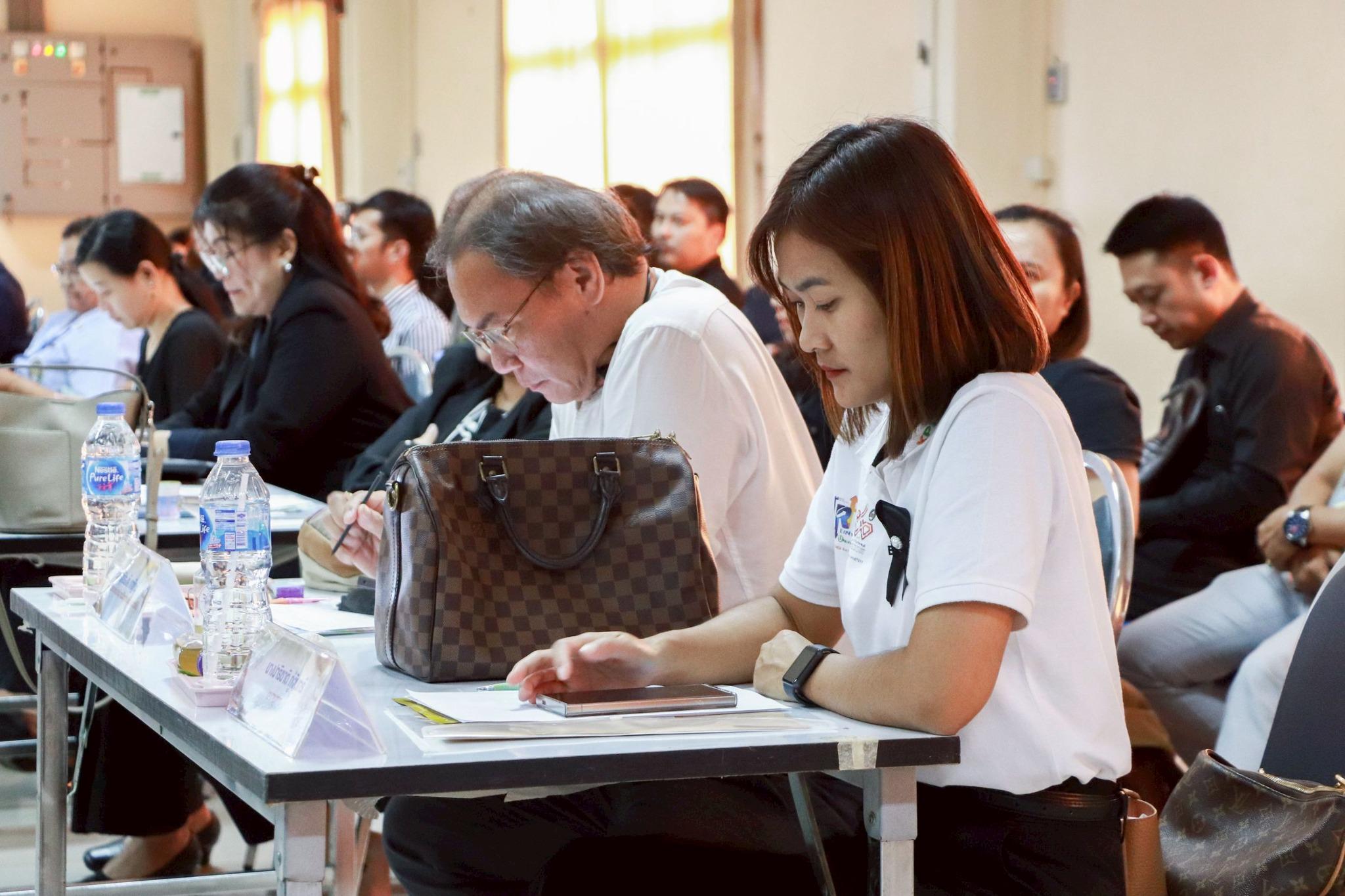 13. การประชุมปรึกษาหารือเกี่ยวกับการผลดำเนินงานโครงการยุทธศาสตร์มหาวิทยาลัยราชภัฏเพื่อการพัฒนาท้องถิ่น ประจำปีงบประมาณ 2568 และเพื่อวางแผนขับเคลื่อนโมเดลขจัดความยากจน ประจำปีงบประมาณ 2569 ณ ที่ว่าการอำเภอคลองขลุง วันที่ 28 ตุลาคม 2568