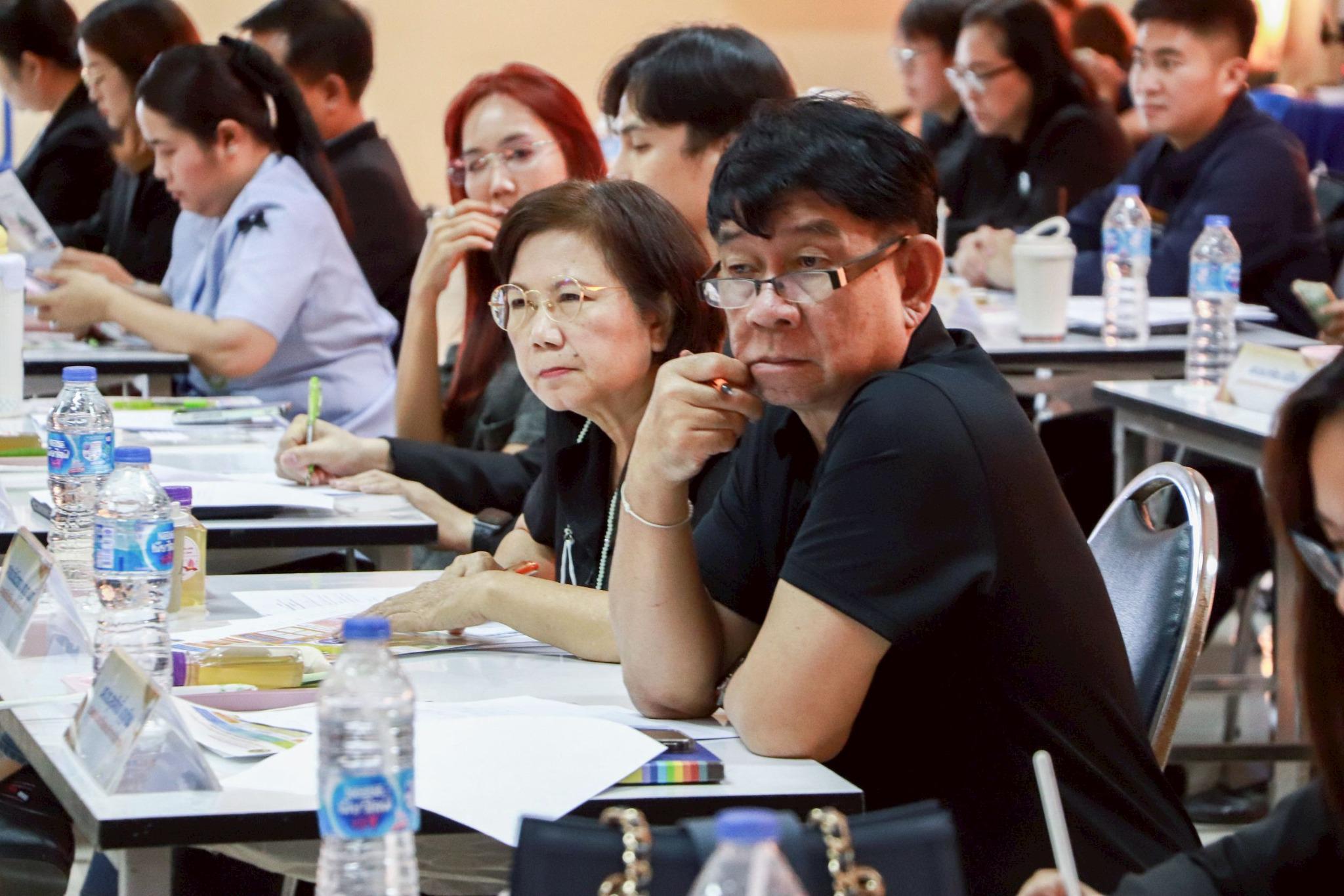 15. การประชุมปรึกษาหารือเกี่ยวกับการผลดำเนินงานโครงการยุทธศาสตร์มหาวิทยาลัยราชภัฏเพื่อการพัฒนาท้องถิ่น ประจำปีงบประมาณ 2568 และเพื่อวางแผนขับเคลื่อนโมเดลขจัดความยากจน ประจำปีงบประมาณ 2569 ณ ที่ว่าการอำเภอคลองขลุง วันที่ 28 ตุลาคม 2568