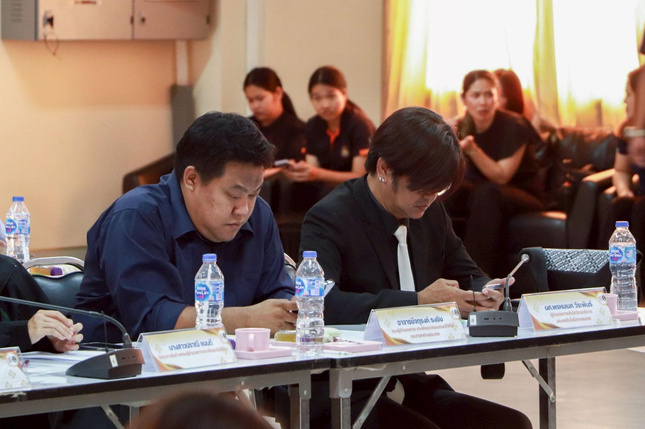 32. การประชุมปรึกษาหารือเกี่ยวกับการผลดำเนินงานโครงการยุทธศาสตร์มหาวิทยาลัยราชภัฏเพื่อการพัฒนาท้องถิ่น ประจำปีงบประมาณ 2568 และเพื่อวางแผนขับเคลื่อนโมเดลขจัดความยากจน ประจำปีงบประมาณ 2569 ณ ที่ว่าการอำเภอคลองขลุง วันที่ 28 ตุลาคม 2568