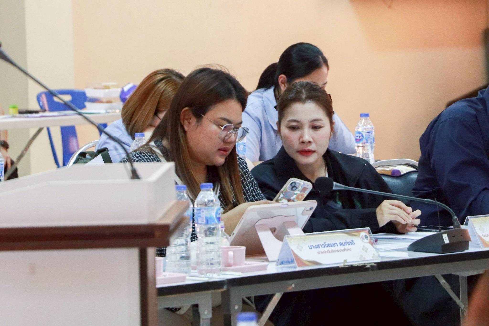 33. การประชุมปรึกษาหารือเกี่ยวกับการผลดำเนินงานโครงการยุทธศาสตร์มหาวิทยาลัยราชภัฏเพื่อการพัฒนาท้องถิ่น ประจำปีงบประมาณ 2568 และเพื่อวางแผนขับเคลื่อนโมเดลขจัดความยากจน ประจำปีงบประมาณ 2569 ณ ที่ว่าการอำเภอคลองขลุง วันที่ 28 ตุลาคม 2568