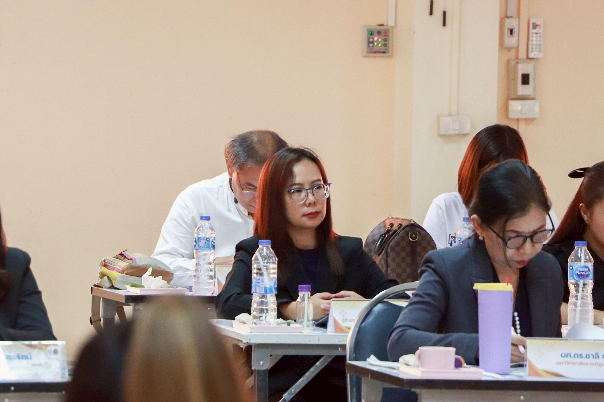 35. การประชุมปรึกษาหารือเกี่ยวกับการผลดำเนินงานโครงการยุทธศาสตร์มหาวิทยาลัยราชภัฏเพื่อการพัฒนาท้องถิ่น ประจำปีงบประมาณ 2568 และเพื่อวางแผนขับเคลื่อนโมเดลขจัดความยากจน ประจำปีงบประมาณ 2569 ณ ที่ว่าการอำเภอคลองขลุง วันที่ 28 ตุลาคม 2568