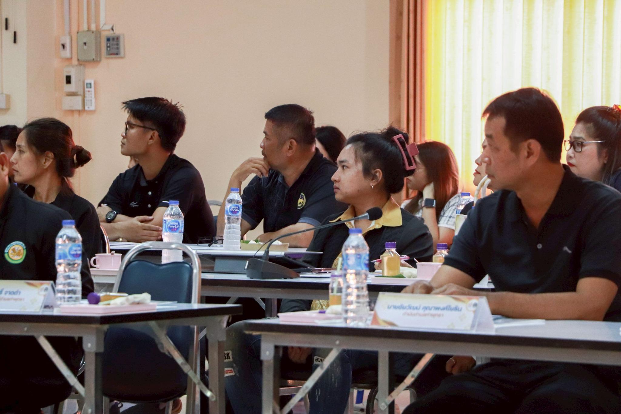 44. การประชุมปรึกษาหารือเกี่ยวกับการผลดำเนินงานโครงการยุทธศาสตร์มหาวิทยาลัยราชภัฏเพื่อการพัฒนาท้องถิ่น ประจำปีงบประมาณ 2568 และเพื่อวางแผนขับเคลื่อนโมเดลขจัดความยากจน ประจำปีงบประมาณ 2569 ณ ที่ว่าการอำเภอคลองขลุง วันที่ 28 ตุลาคม 2568