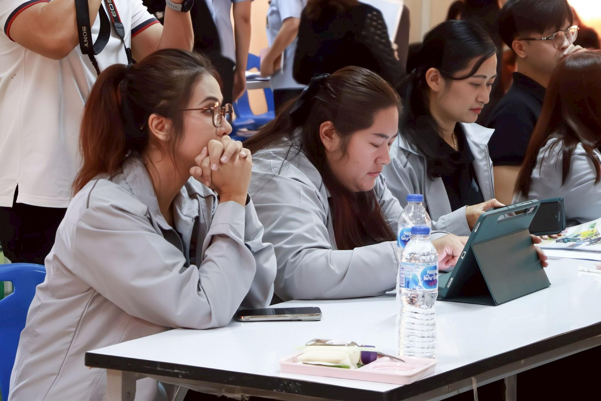 65. การประชุมปรึกษาหารือเกี่ยวกับการผลดำเนินงานโครงการยุทธศาสตร์มหาวิทยาลัยราชภัฏเพื่อการพัฒนาท้องถิ่น ประจำปีงบประมาณ 2568 และเพื่อวางแผนขับเคลื่อนโมเดลขจัดความยากจน ประจำปีงบประมาณ 2569 ณ ที่ว่าการอำเภอคลองขลุง วันที่ 28 ตุลาคม 2568