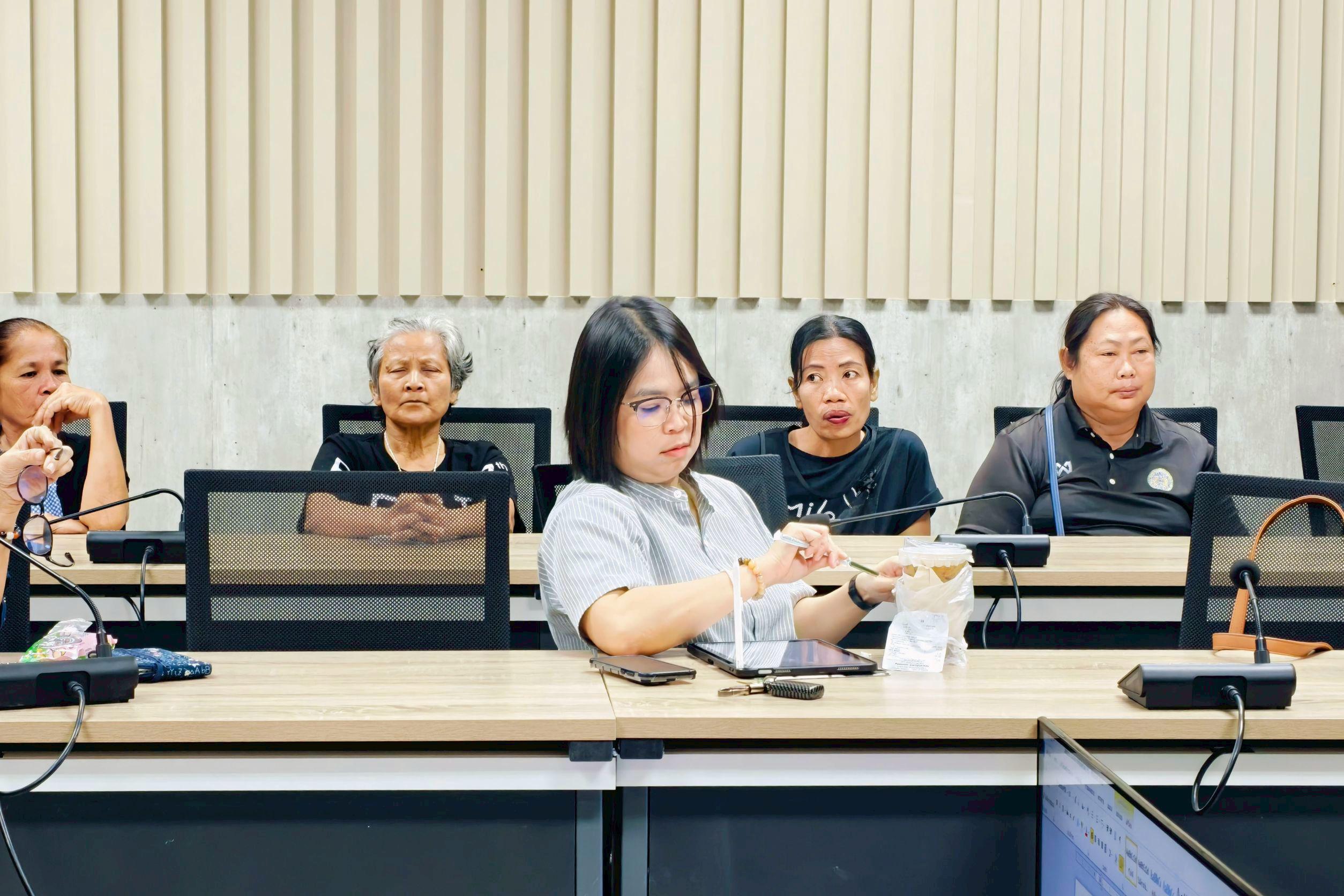 14. การประชุมบุคลากรสำนักบริการวิชาการและจัดหารายได้ ณ ห้องประชุมอาคาร LPC วันที่ 30 ตุลาคม 2568