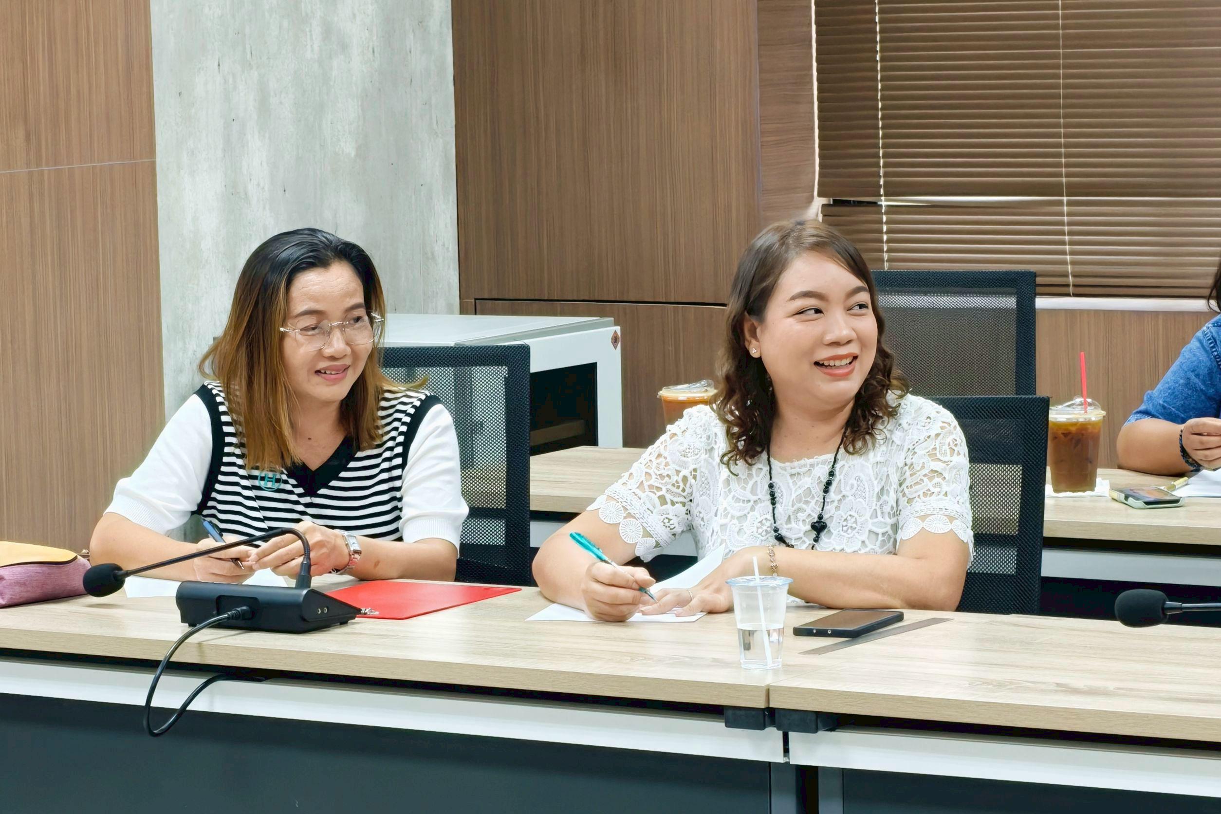 15. การประชุมบุคลากรสำนักบริการวิชาการและจัดหารายได้ ณ ห้องประชุมอาคาร LPC วันที่ 30 ตุลาคม 2568