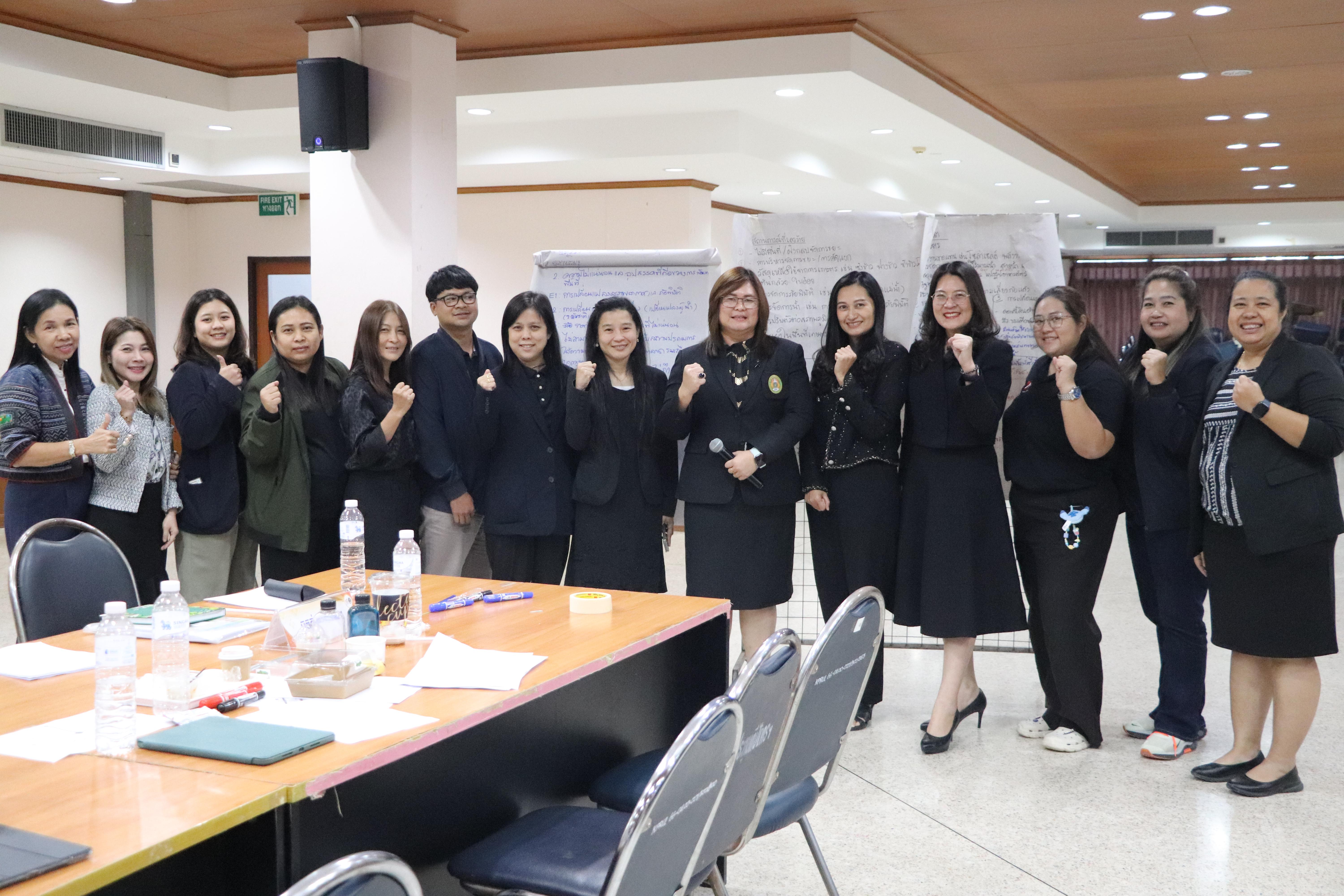 40. การขับเคลื่อนโมเดลขจัดความยากจน THAPHUTSA MODEL ตำบลท่าพุทรา อำเภอคลองขลุง จังหวัดกำแพงเพชร ณ ห้องประชุมลีลาวดี ชั้น 2 อาคารทีปังกรรัศมีโชติ มหาวิทยาลัยราชภัฏกำแพงเพชร 24 พ.ย. 2568