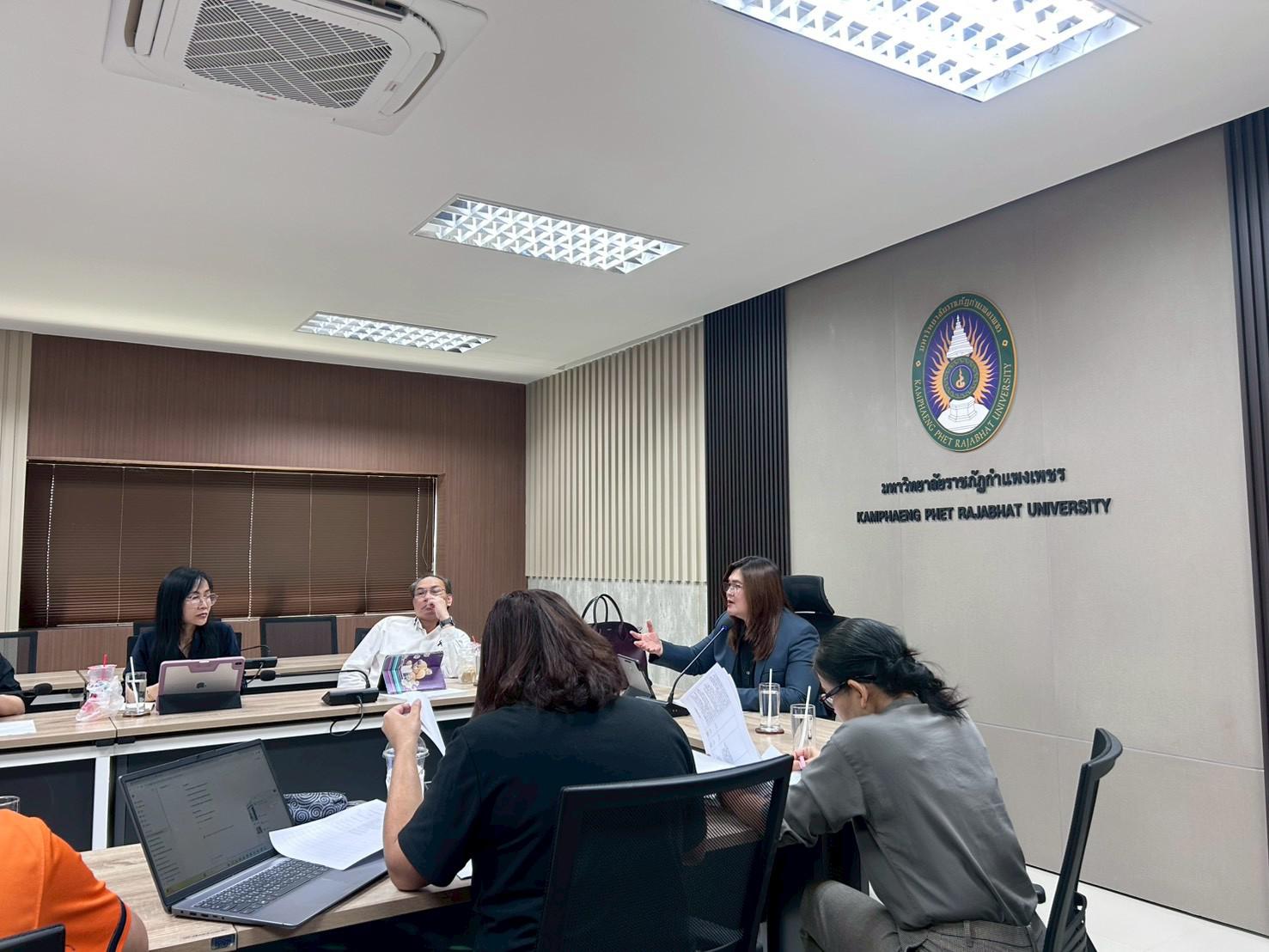 9. ประชุมบุคลากรประจำสำนักบริการวิชาการและจัดหารายได้ ครั้งที่ 1/2569 ณ LPC วันที่ 20 มกราคม 2569