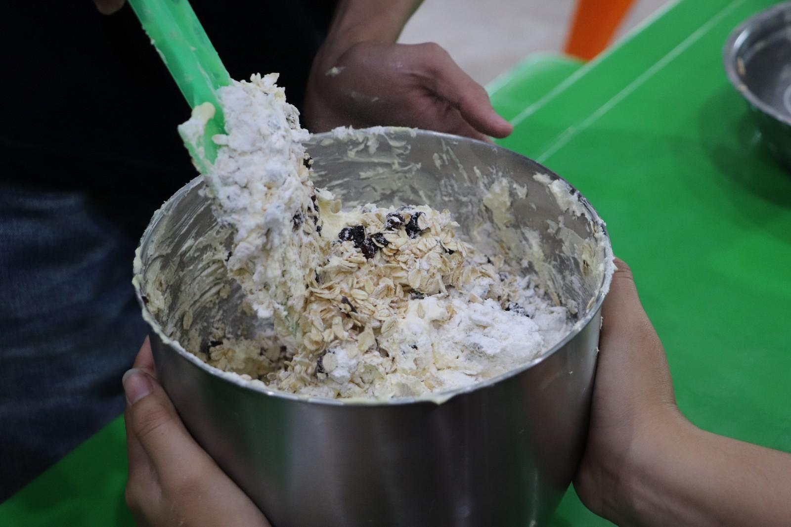 23. ครงการอบรมเชิงปฏิบัติการอาชีพที่ 2 อาชีพทำคุกกี้ข้าวโอ๊ต