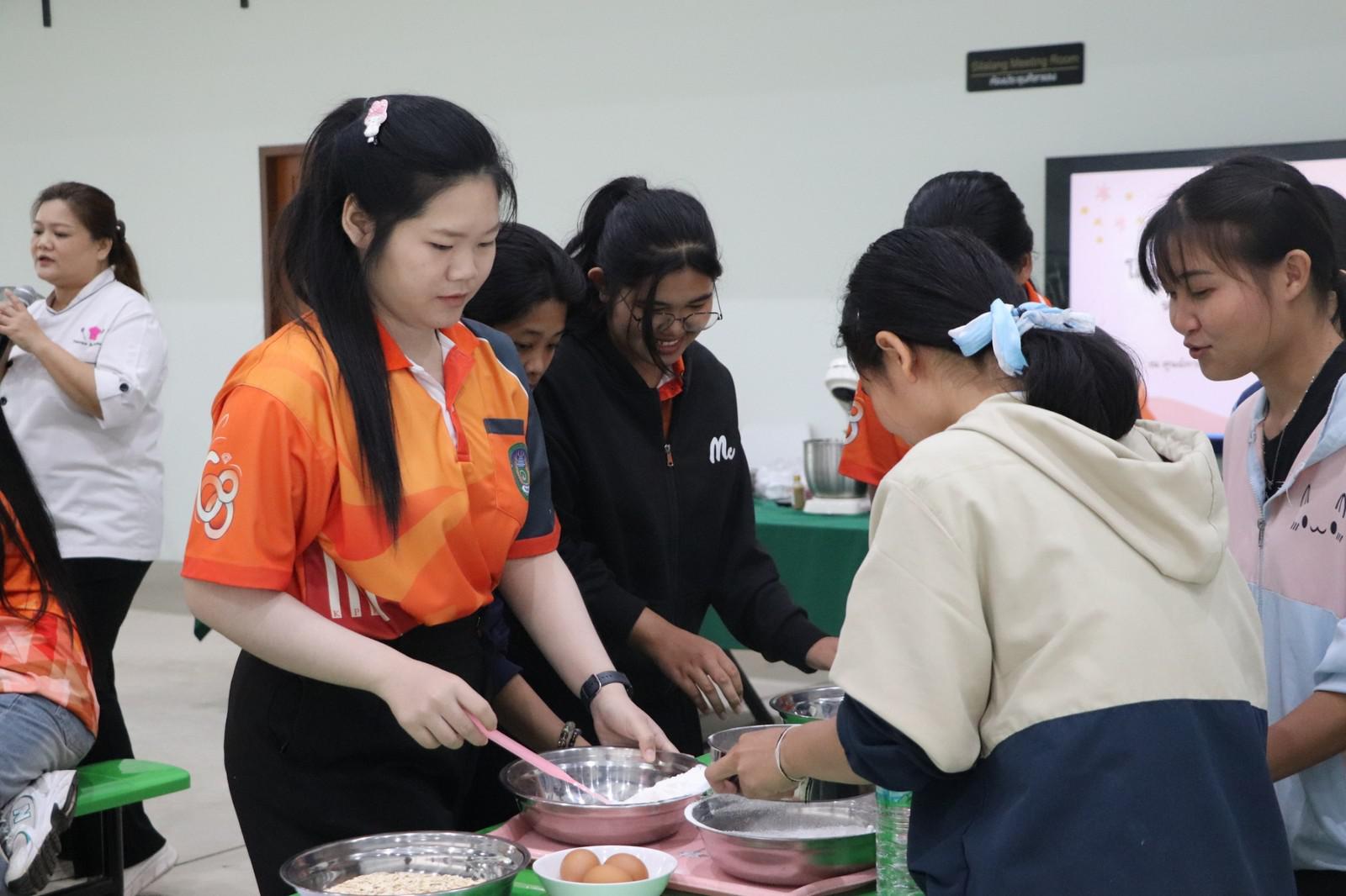 47. ครงการอบรมเชิงปฏิบัติการอาชีพที่ 2 อาชีพทำคุกกี้ข้าวโอ๊ต