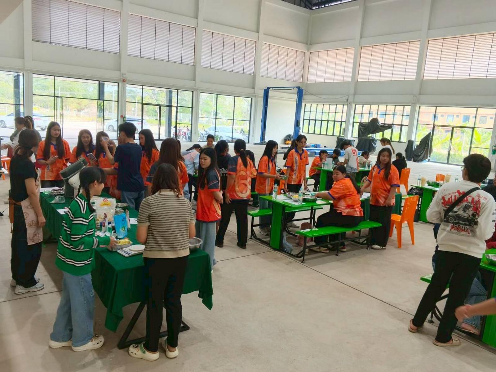 111. ครงการอบรมเชิงปฏิบัติการอาชีพที่ 2 อาชีพทำคุกกี้ข้าวโอ๊ต