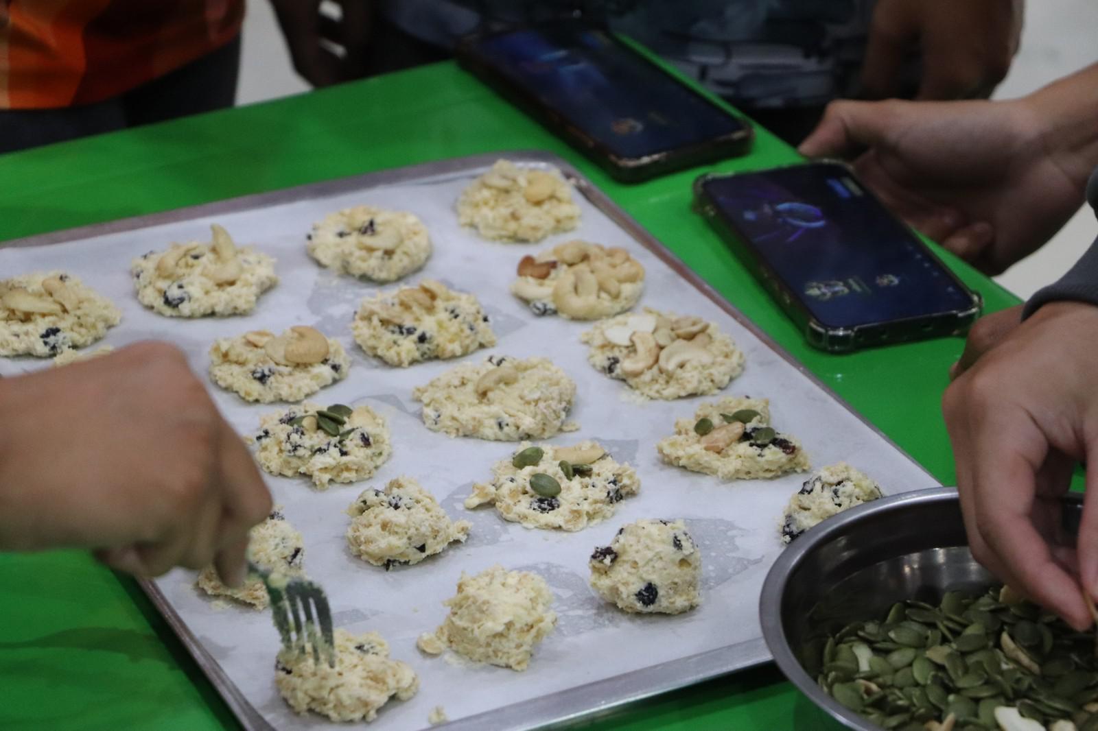 122. ครงการอบรมเชิงปฏิบัติการอาชีพที่ 2 อาชีพทำคุกกี้ข้าวโอ๊ต