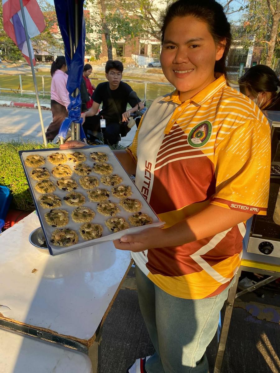 5. ออกบูธจัดทำและจำหน่าย คุกกี้ข้าวโอ๊ต ณ งาน ตลาด KPRU Green Ping มหาวิทยาลัยราชภัฏกำแพงเพชร