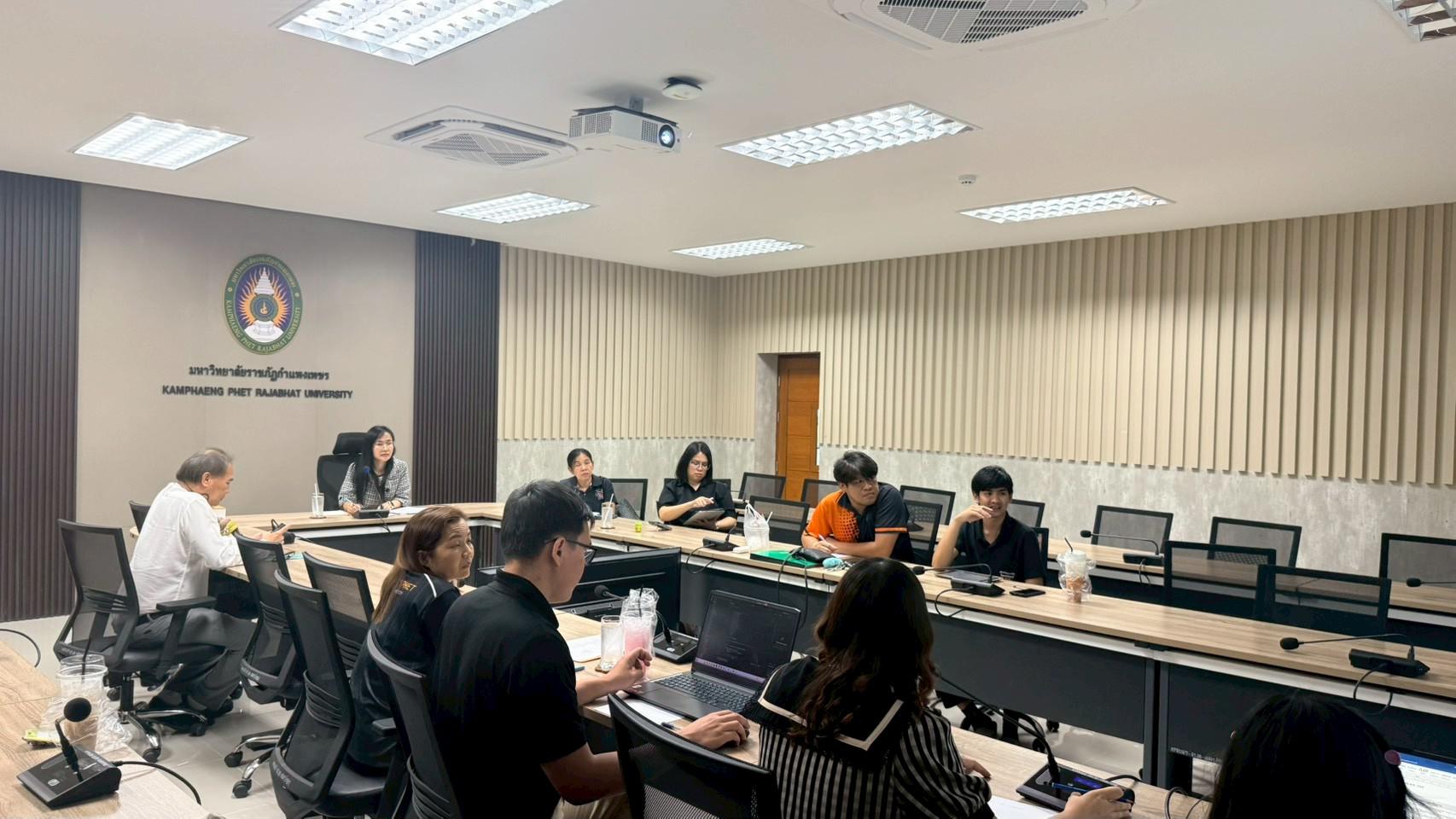 11. กิจกรรมการประชุมบุคลากรประจำสำนักบริการวิชาการและจัดหารายได้ ครั้งที่ 2/2569