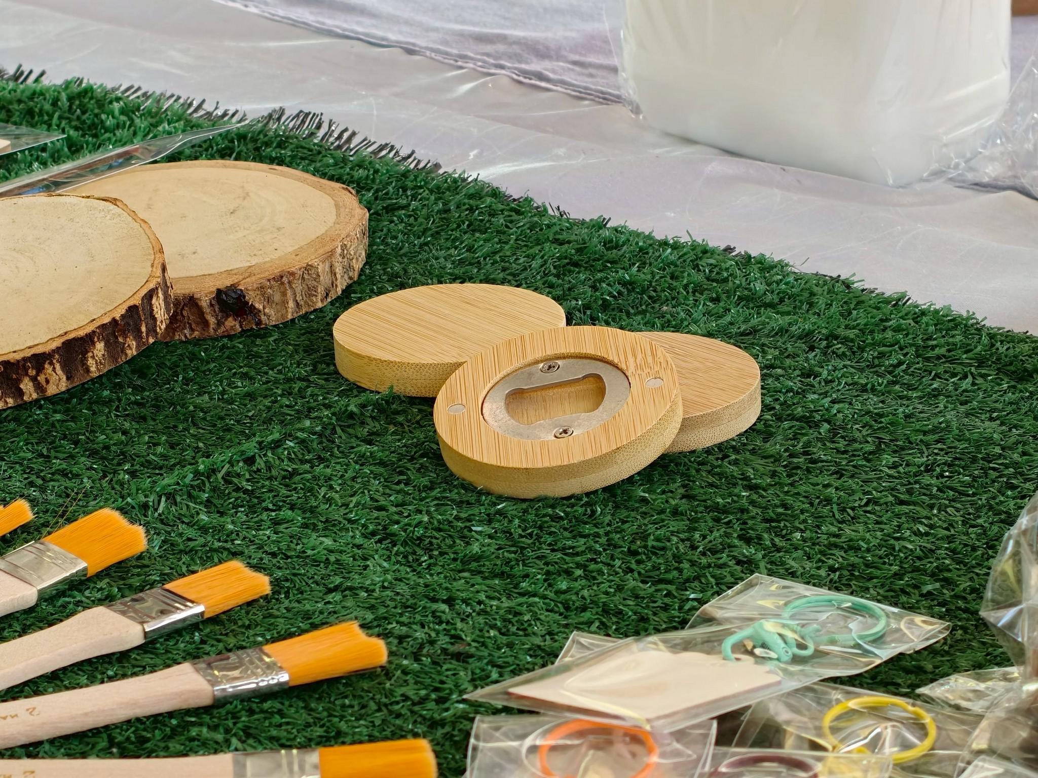 27. อบรมเชิงปฏิบัติการการทำแมกเนทติดตู้เย็นจากผ้ามัดย้อม